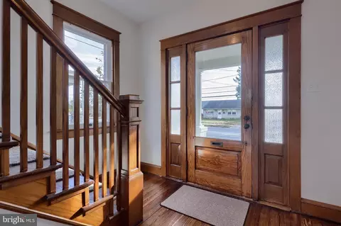 51 W Lincoln Ave, Lititz, PA 17543 photo 5