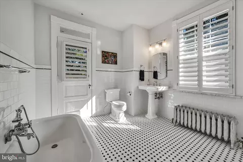 401 S Broad St, Lititz, PA 17543 photo 26