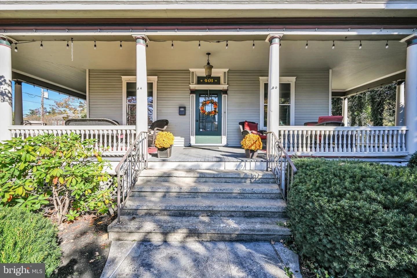 401 S Broad St, Lititz, PA 17543 photo 3
