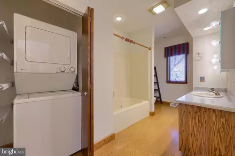 Other - 3 Whitcraft Dr, Lititz, PA 17543 photo 3 of 18