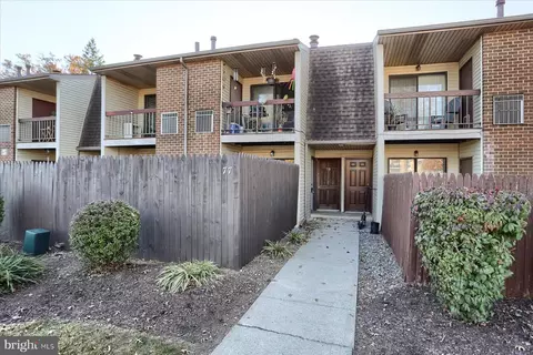 77 Lancaster Est, Mount Joy, PA 17552