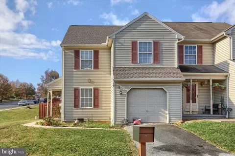 130 Pennshire, Lancaster, PA 17603