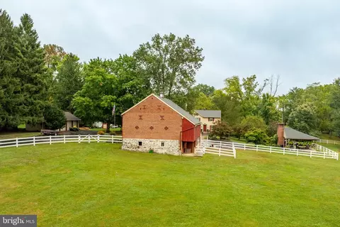 Exterior - 249 Landis Valley Rd, Lititz, PA 17543 photo 2 of 29
