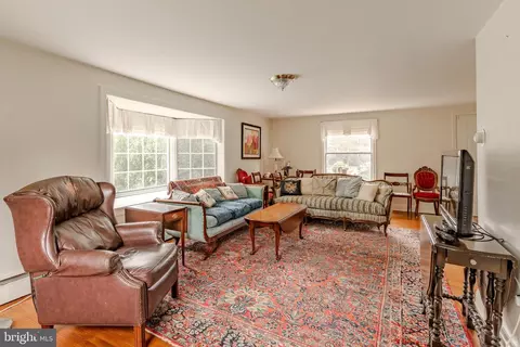 Living - 249 Landis Valley Rd, Lititz, PA 17543 photo 2 of 6