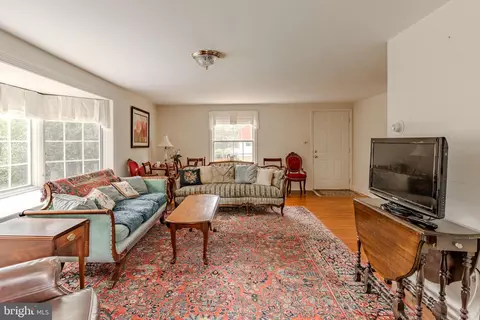 Living - 249 Landis Valley Rd, Lititz, PA 17543 photo 3 of 6