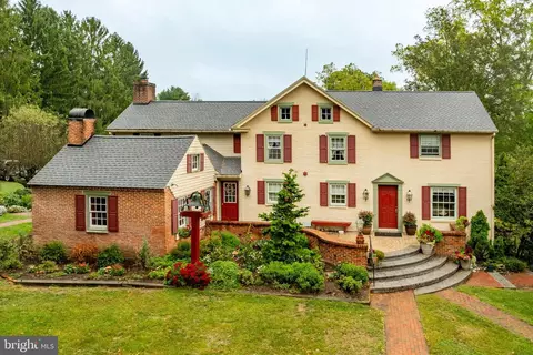 Exterior - 249 Landis Valley Rd, Lititz, PA 17543 photo 3 of 29