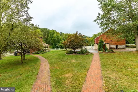 Exterior - 249 Landis Valley Rd, Lititz, PA 17543 photo 8 of 29