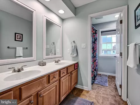 328 Squire Ln, Lititz, PA 17543 photo 36