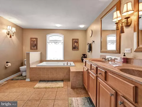 328 Squire Ln, Lititz, PA 17543 photo 26