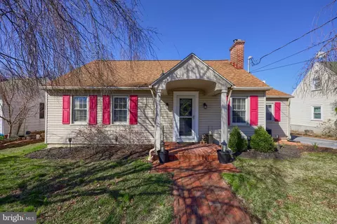 5 Plymouth Ave, Lancaster, PA 17602