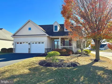 2 Pleasant Rd, Gordonville, PA 17529