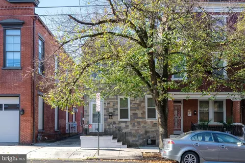414 S Queen St, Lancaster, PA 17603