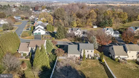 10 Foxrun Ter, Lititz, PA 17543 photo 34