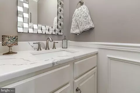 10 Foxrun Ter, Lititz, PA 17543 photo 14