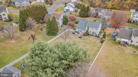 10 Foxrun Ter, Lititz, PA 17543 photo 38