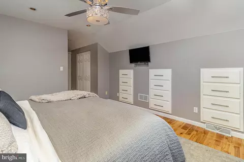 10 Foxrun Ter, Lititz, PA 17543 photo 16
