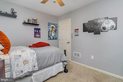 10 Foxrun Ter, Lititz, PA 17543 photo 21
