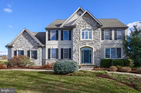 309 Chadwyck Ln, Lititz, PA 17543