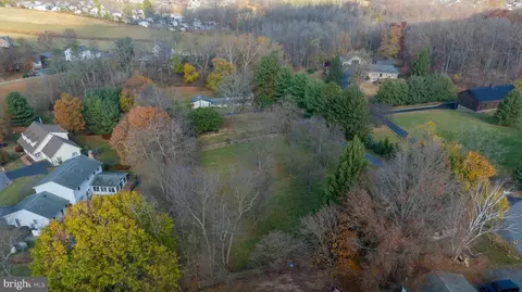 View/Area - 925 Rabbit Hill Rd, Lititz, PA 17543 photo 8 of 8