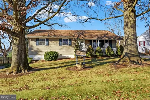 2268 High St, Elizabethtown, PA 17022