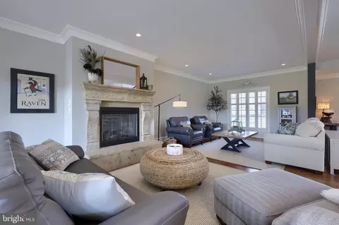 Living - 921 Bent Creek Dr, Lititz, PA 17543 photo 6 of 9
