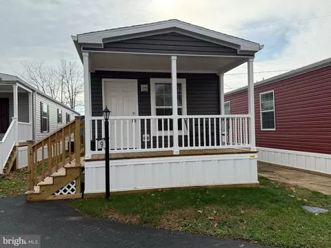 541 Furnace Hills Pike #9, Lititz, PA 17543