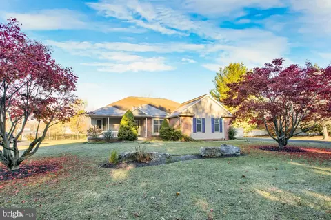 380 Koser Rd, Lititz, PA 17543