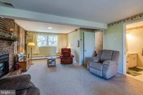 102 S Oak St, Lititz, PA 17543 photo 22