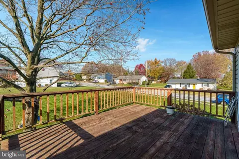 102 S Oak St, Lititz, PA 17543 photo 28