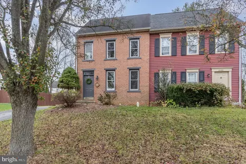 1638 Chadwick Cir, Lancaster, PA 17603