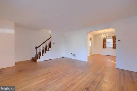 Living - 44 Ruby St, Lancaster, PA 17603 photo 1 of 1