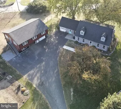 2102 Edisonville Rd, Strasburg, PA 17579