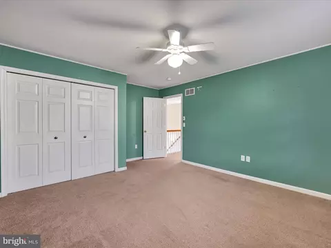 Bedroom - 610 W Orange St, Lititz, PA 17543 photo 9 of 10