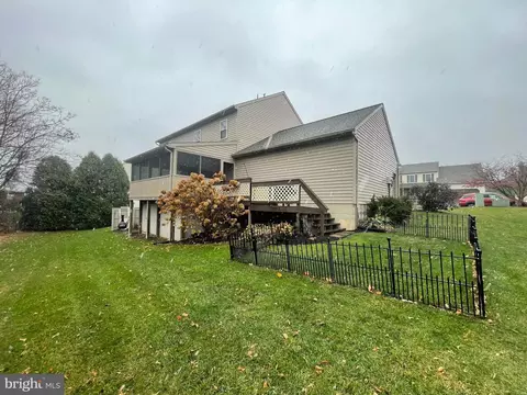 14 Santa Fe Dr, Lititz, PA 17543 photo 3