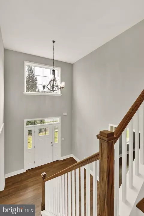 Entry Way - 446 Wagonwheel Rd, Lititz, PA 17543 photo 10 of 11