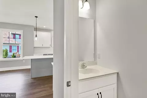 Entry Way - 446 Wagonwheel Rd, Lititz, PA 17543 photo 11 of 11