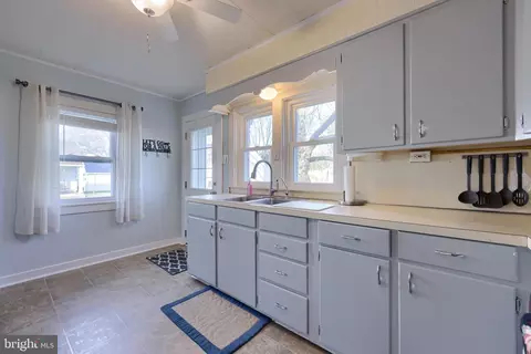 215 Noble St, Lititz, PA 17543 photo 23