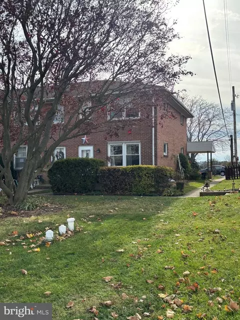 1930 Lincoln, Lancaster, PA 17602