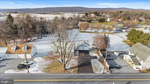 View/Area - 829 W Brubaker Valley Rd, Lititz, PA 17543 photo 1 of 4