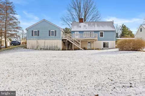 Exterior - 829 W Brubaker Valley Rd, Lititz, PA 17543 photo 8 of 9
