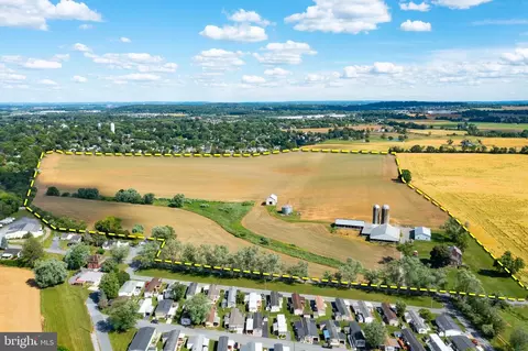 202 Prospect Rd, Landisville, PA 17538