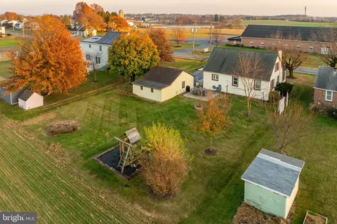 View/Area - 211 E Lexington Rd, Lititz, PA 17543 photo 5 of 7