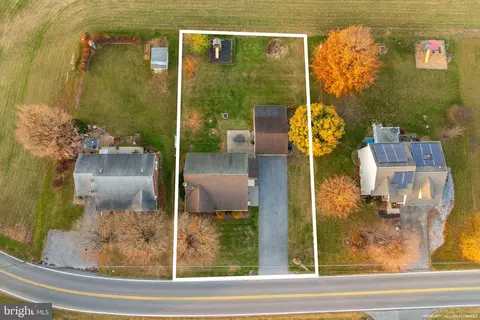 View/Area - 211 E Lexington Rd, Lititz, PA 17543 photo 1 of 7