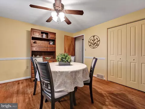 827 Pine Hill Rd, Lititz, PA 17543 photo 10