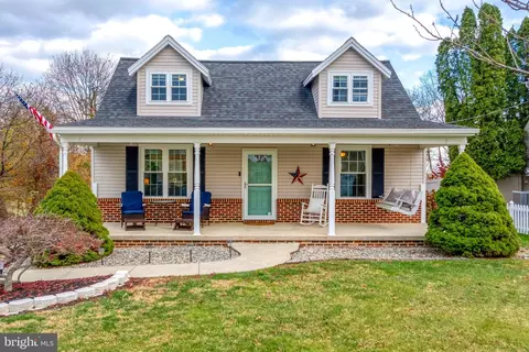 430 Hempfield Hill Rd, Columbia, PA 17512