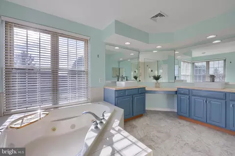 103 Hunters Xing, Lititz, PA 17543 photo 28
