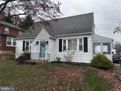 513 N Hanover St, Elizabethtown, PA 17022