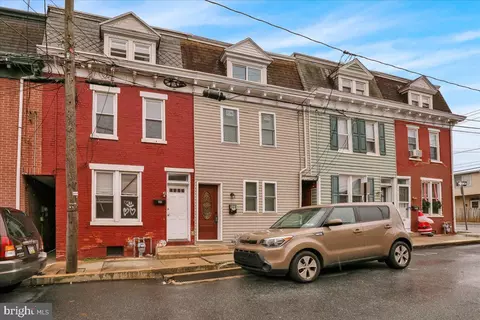 904 Houston St, Columbia, PA 17512