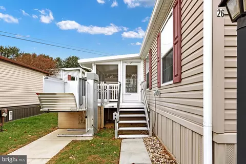 26 Jere Rd, Gordonville, PA 17529
