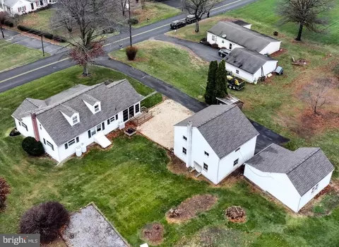 111 Snavely Mill Rd, Lititz, PA 17543